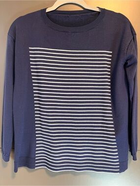AKRIS Switzerland 100% Wool Navy Blue Striped Crewneck Knit Sweater